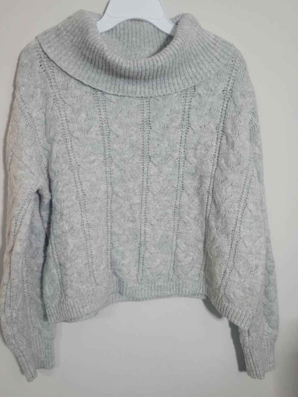 Love Ellie Large Gray Sweater